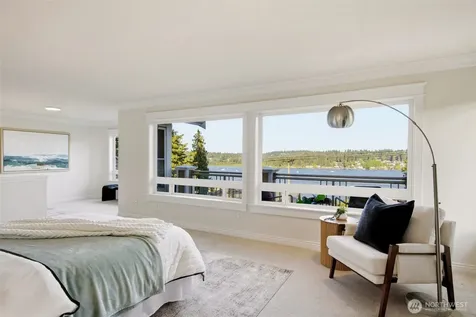 8338 NE Juanita Drive Kirkland WA 98034