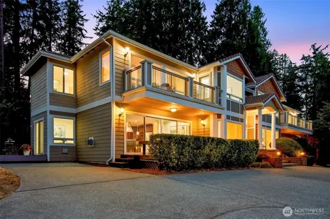 8338 NE Juanita Drive Kirkland WA 98034