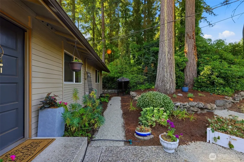 3402 72nd Avenue NW Gig Harbor WA 98335