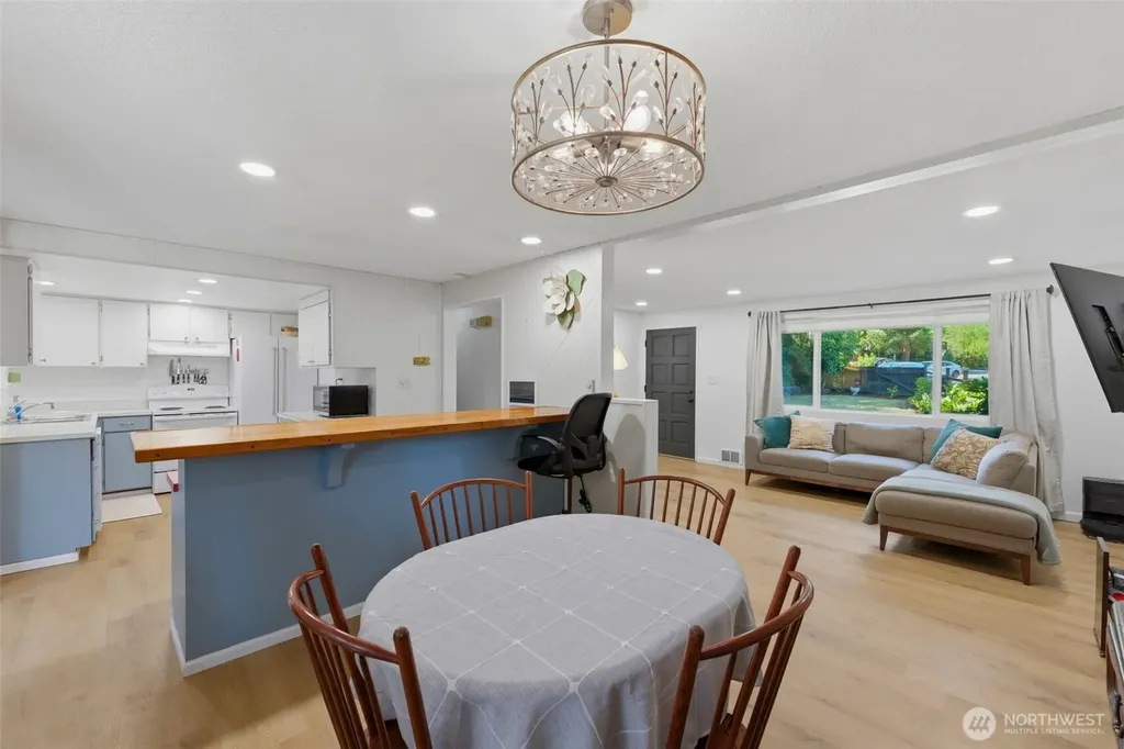 3402 72nd Avenue NW Gig Harbor WA 98335