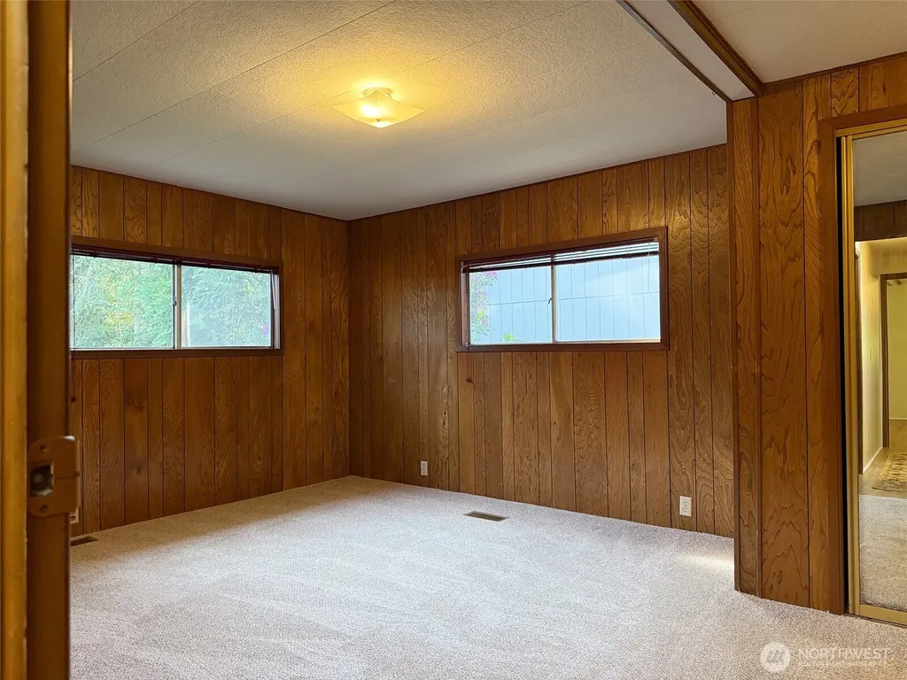 10414 Peacock Hill Avenue Gig Harbor WA 98322