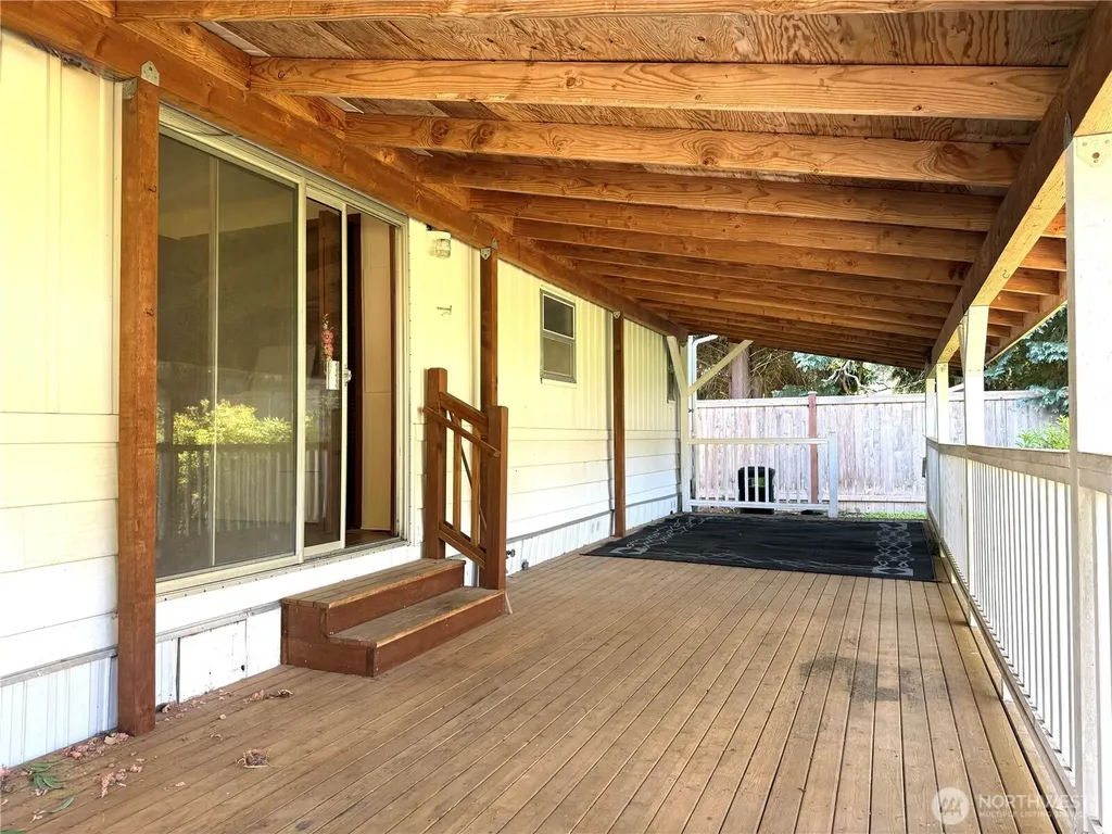10414 Peacock Hill Avenue Gig Harbor WA 98322