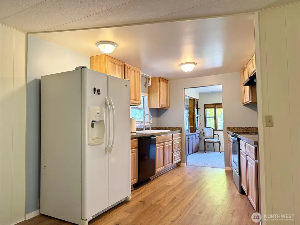 10414 Peacock Hill Avenue Gig Harbor WA 98322