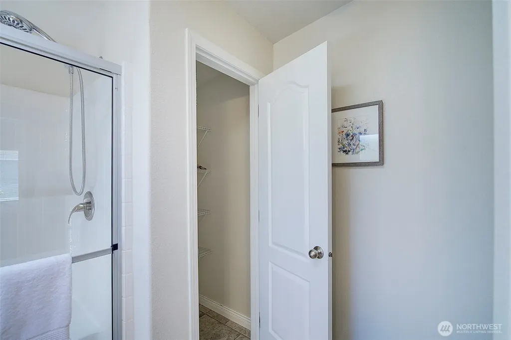 23825 15th Avenue SE Bothell WA 98021