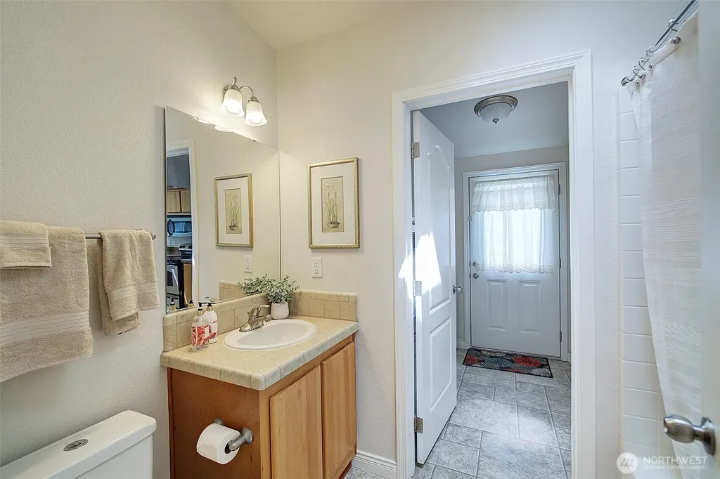 23825 15th Avenue SE Bothell WA 98021
