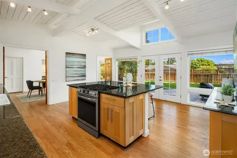 11059 SE 31st Street Bellevue WA 98004