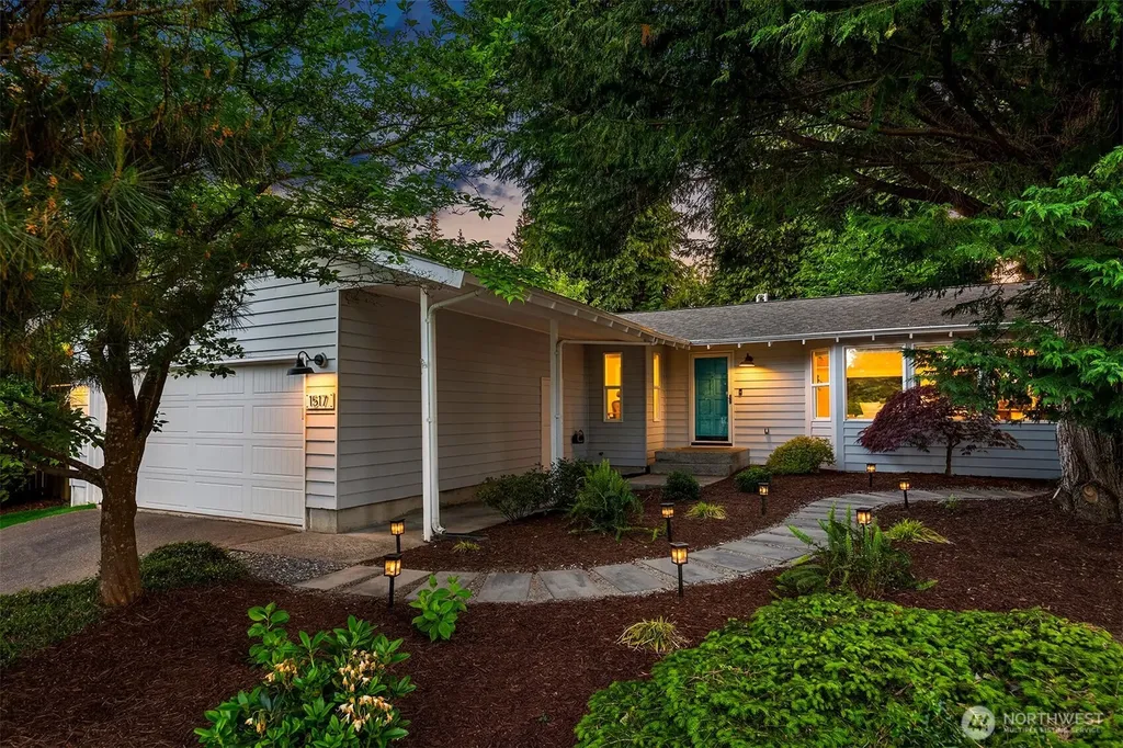 1517 3rd Place Kirkland WA 98033