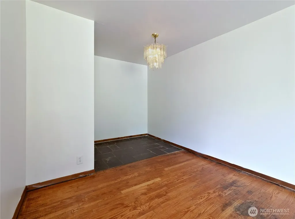 12805 64th Avenue S Seattle WA 98178