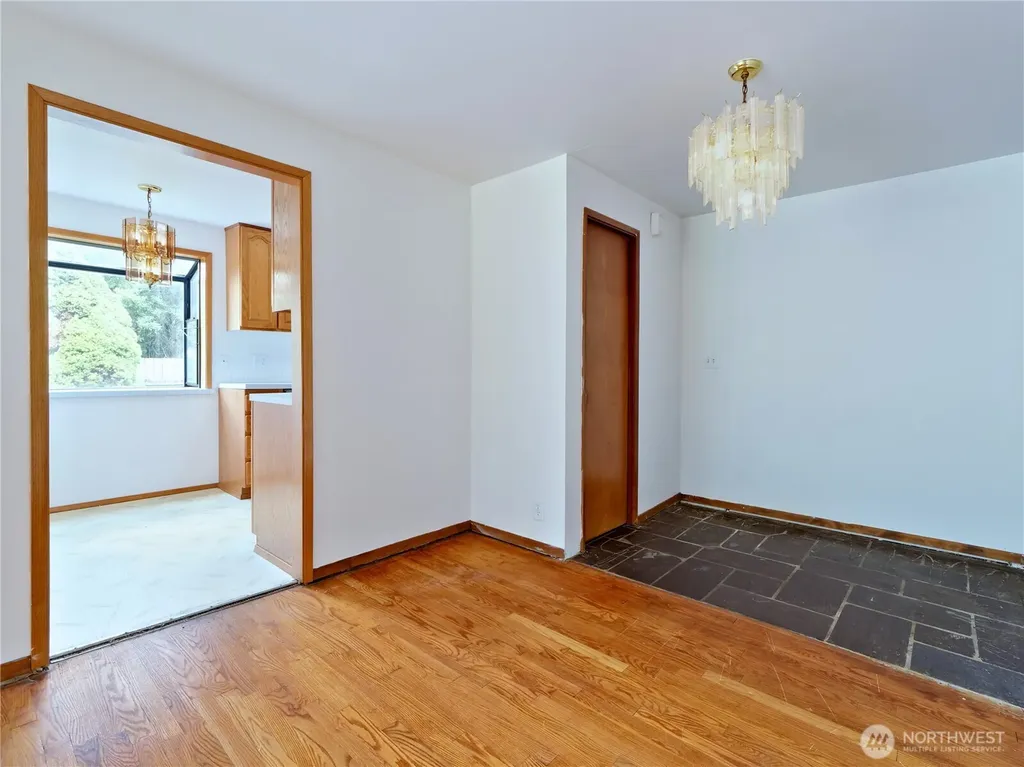 12805 64th Avenue S Seattle WA 98178