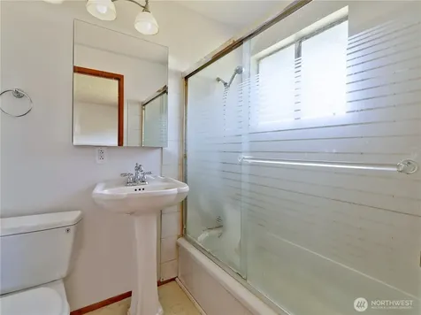 12805 64th Avenue S Seattle WA 98178