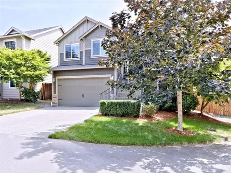 1808 Pierce Avenue NE Renton WA 98056