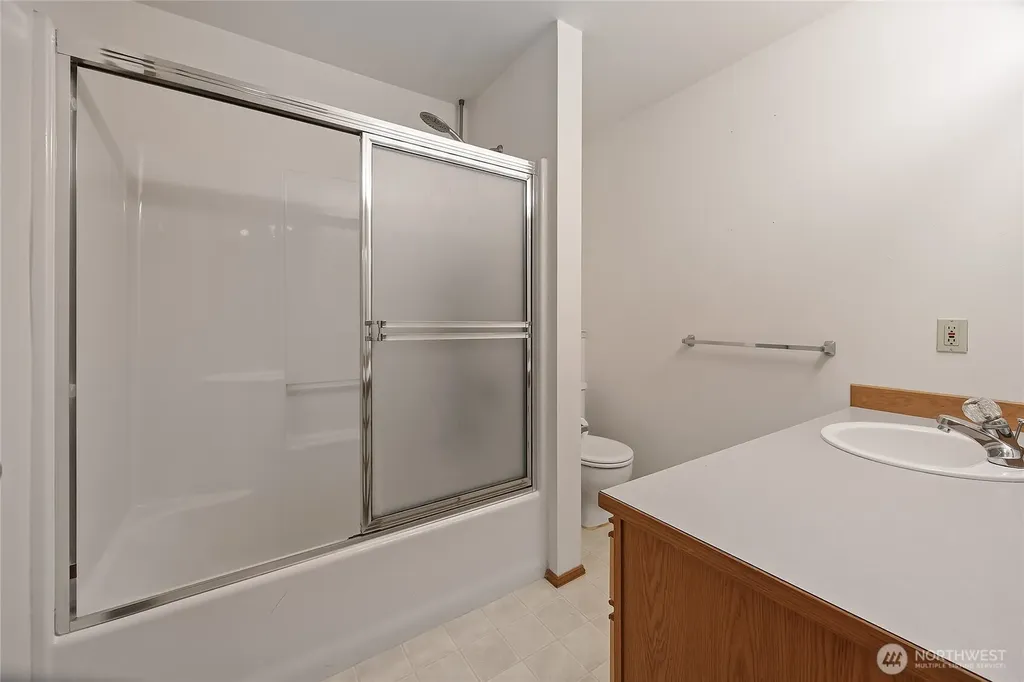 19620 80th Avenue W Edmonds WA 98026