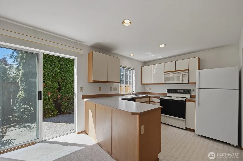 19620 80th Avenue W Edmonds WA 98026