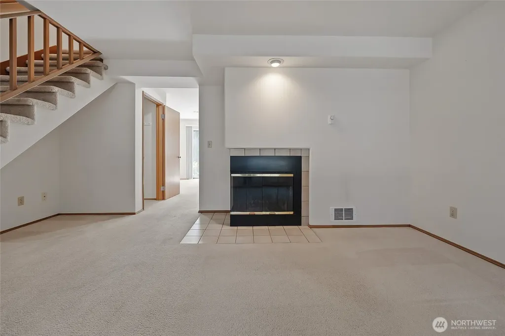 19620 80th Avenue W Edmonds WA 98026
