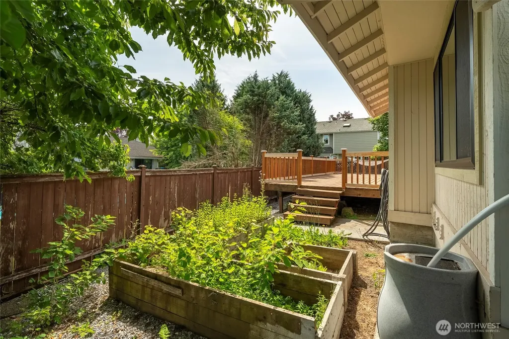 27830 121st Place SE Kent WA 98030