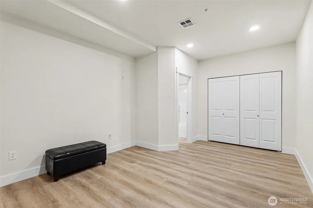 23300 SE Black Nugget Road Issaquah WA 98029