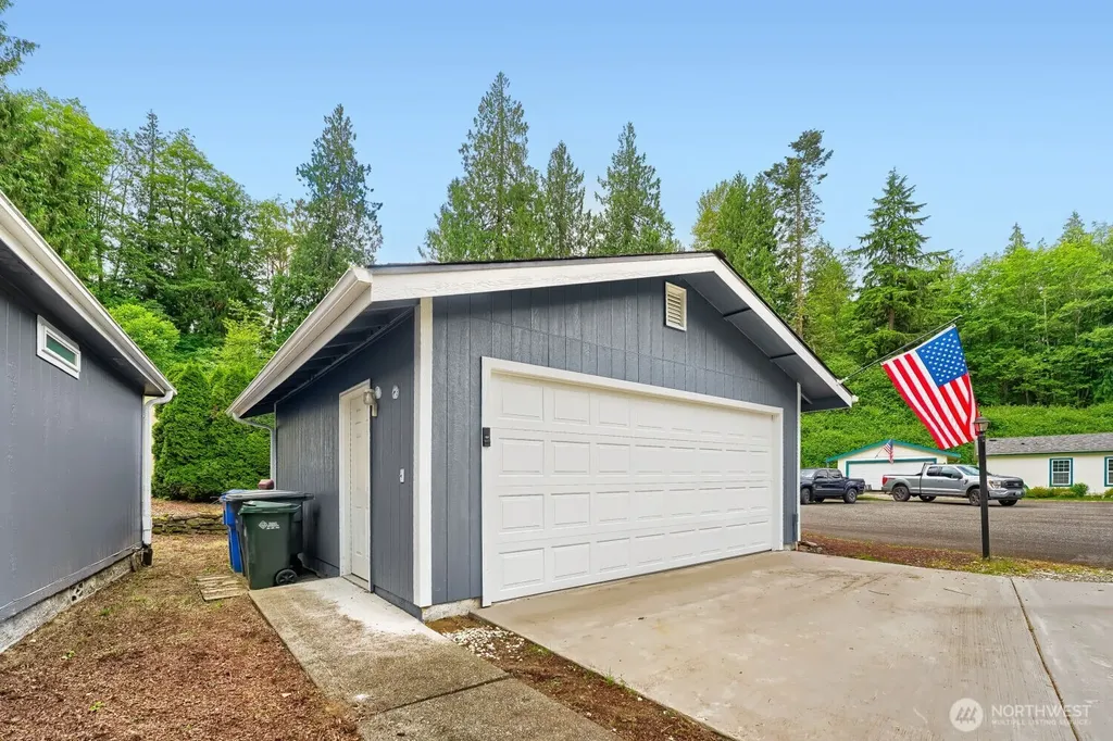 23807 67th Street E Buckley WA 98321