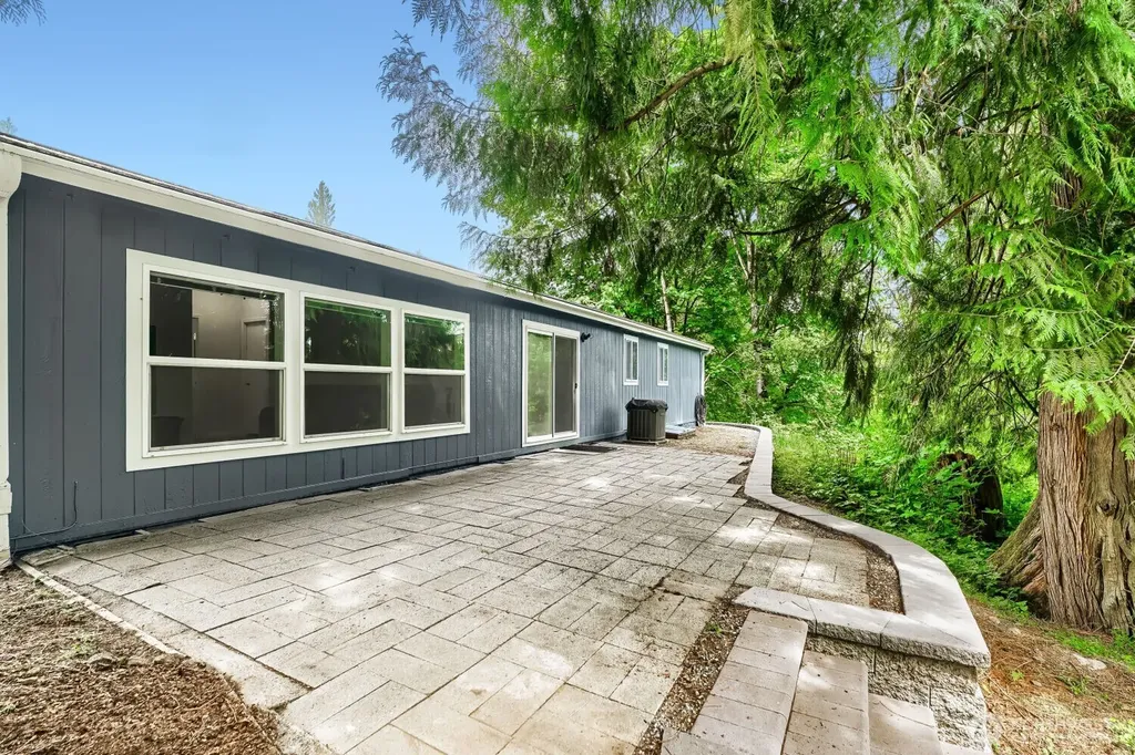 23807 67th Street E Buckley WA 98321