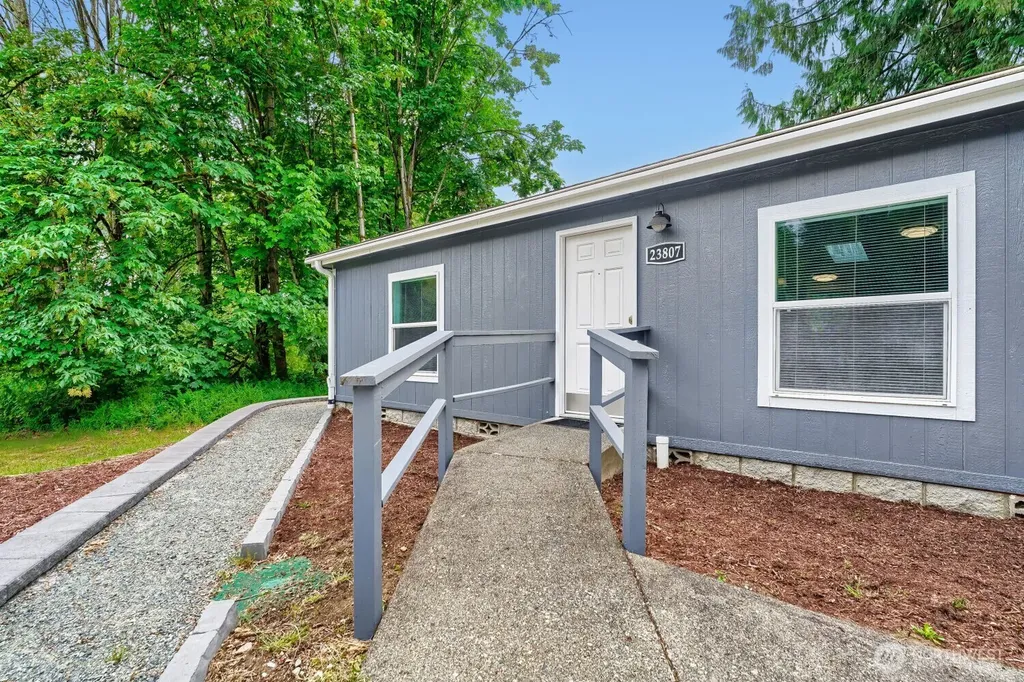 23807 67th Street E Buckley WA 98321