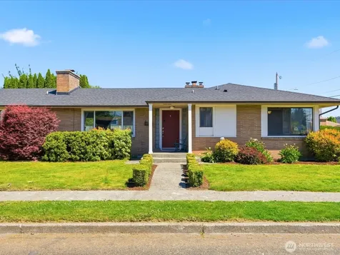 1417 Maple Street Sumner WA 98390