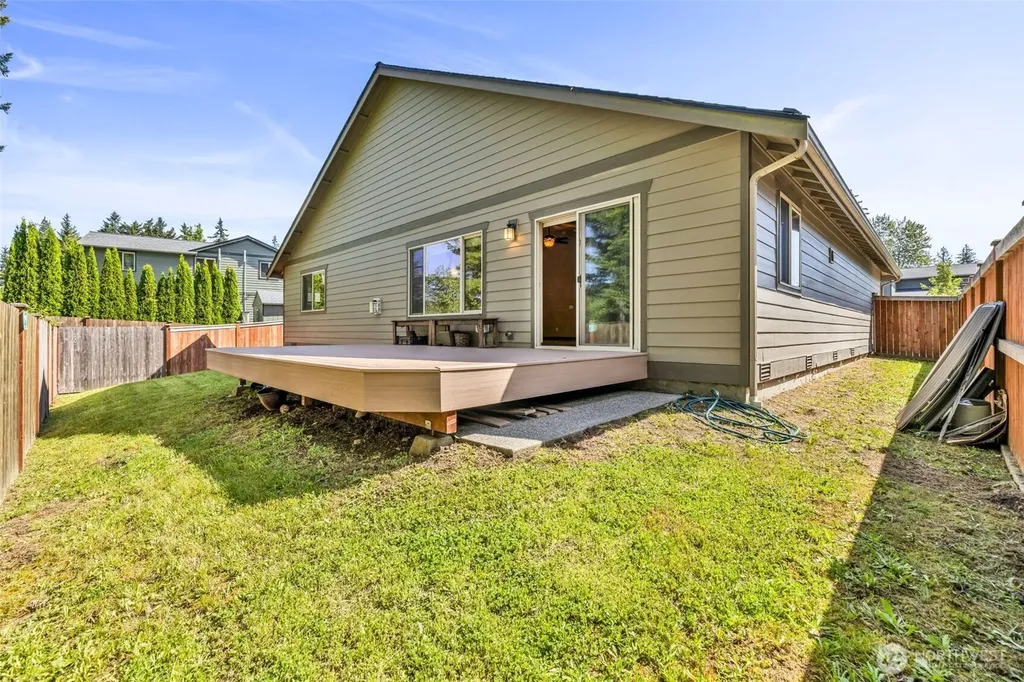 10787 Armada Avenue NW Silverdale WA 98383