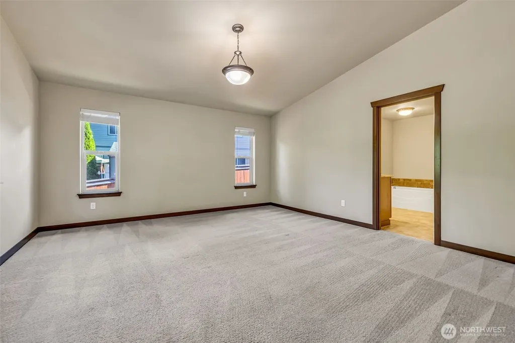 10787 Armada Avenue NW Silverdale WA 98383