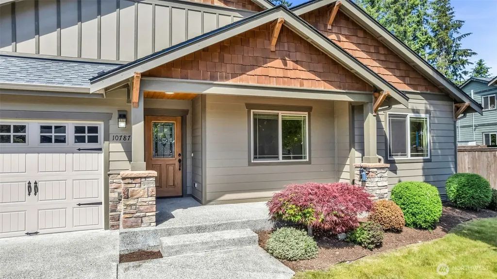 10787 Armada Avenue NW Silverdale WA 98383