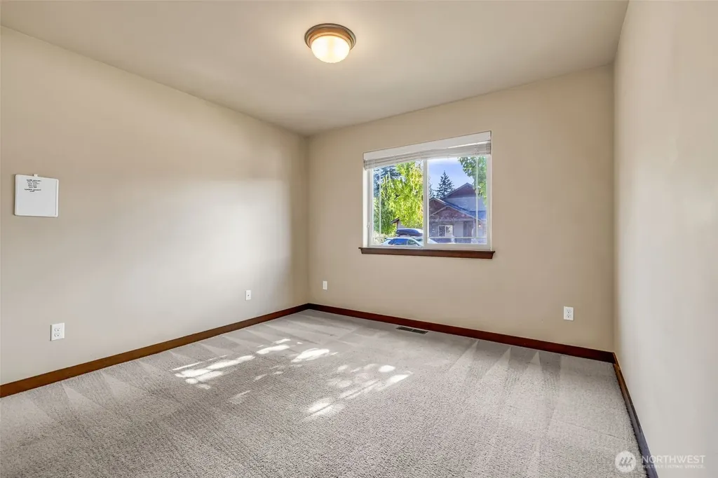 10787 Armada Avenue NW Silverdale WA 98383