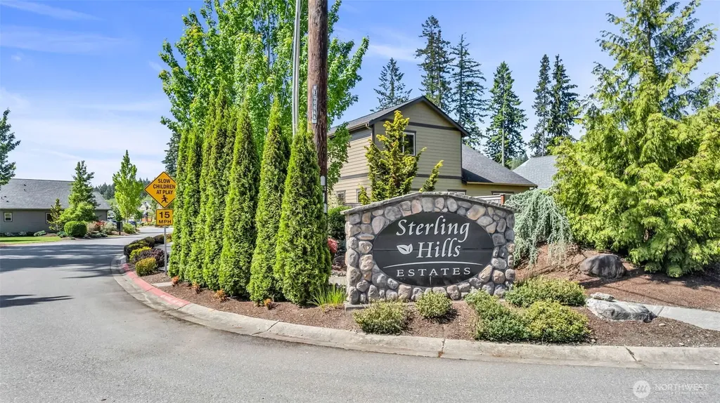 10787 Armada Avenue NW Silverdale WA 98383