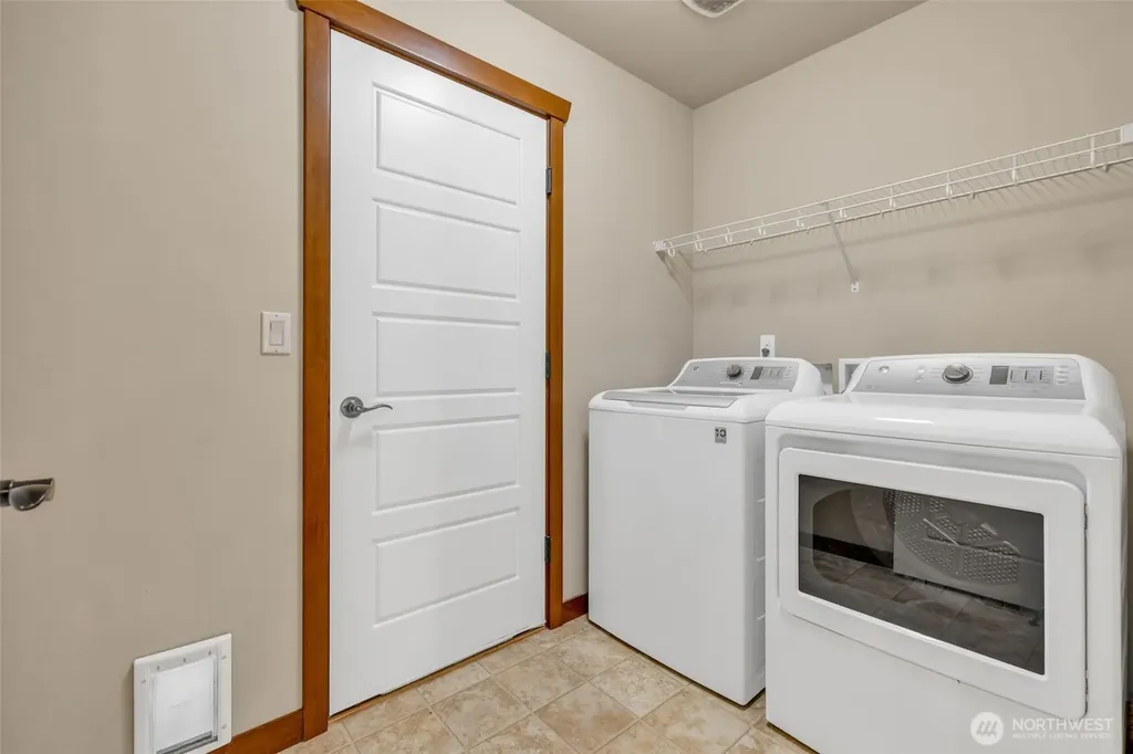 10787 Armada Avenue NW Silverdale WA 98383