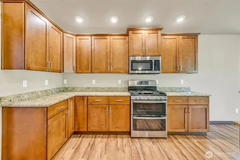 10787 Armada Avenue NW Silverdale WA 98383
