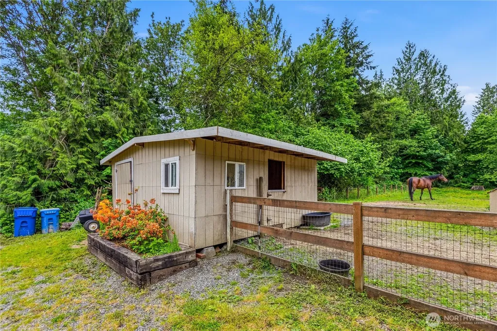 24522 Cromwell Road Monroe WA 98272