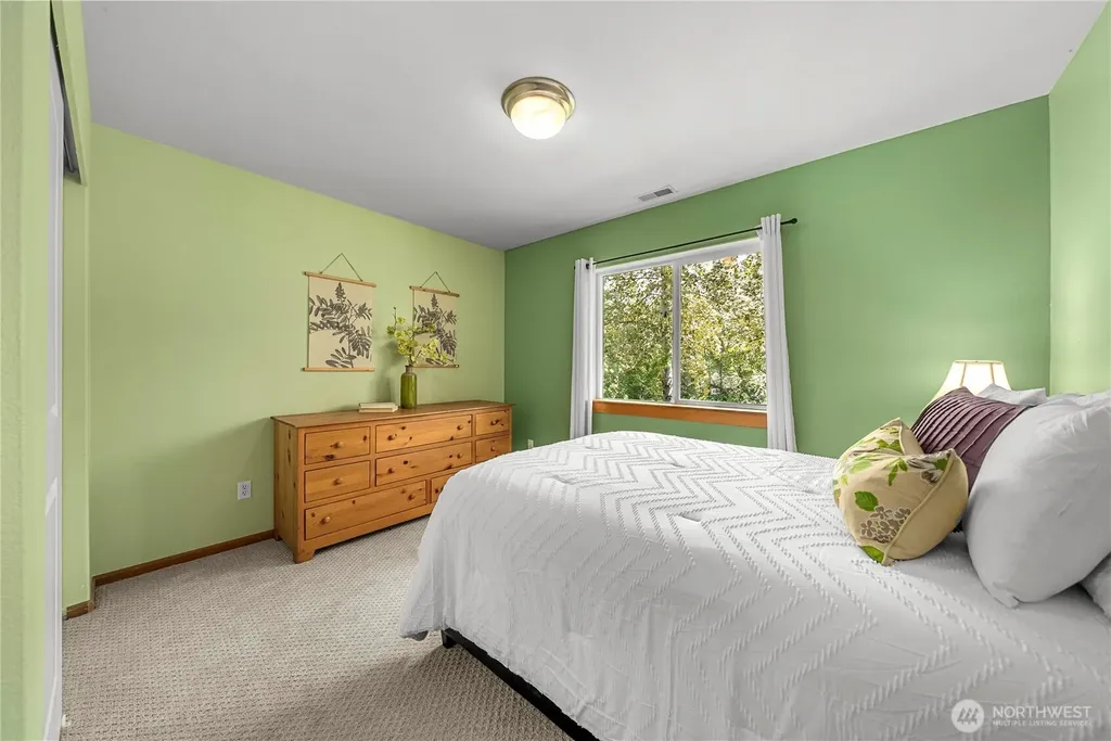 22625 SE 271st Street Maple Valley WA 98038