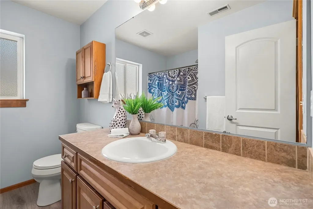 22625 SE 271st Street Maple Valley WA 98038