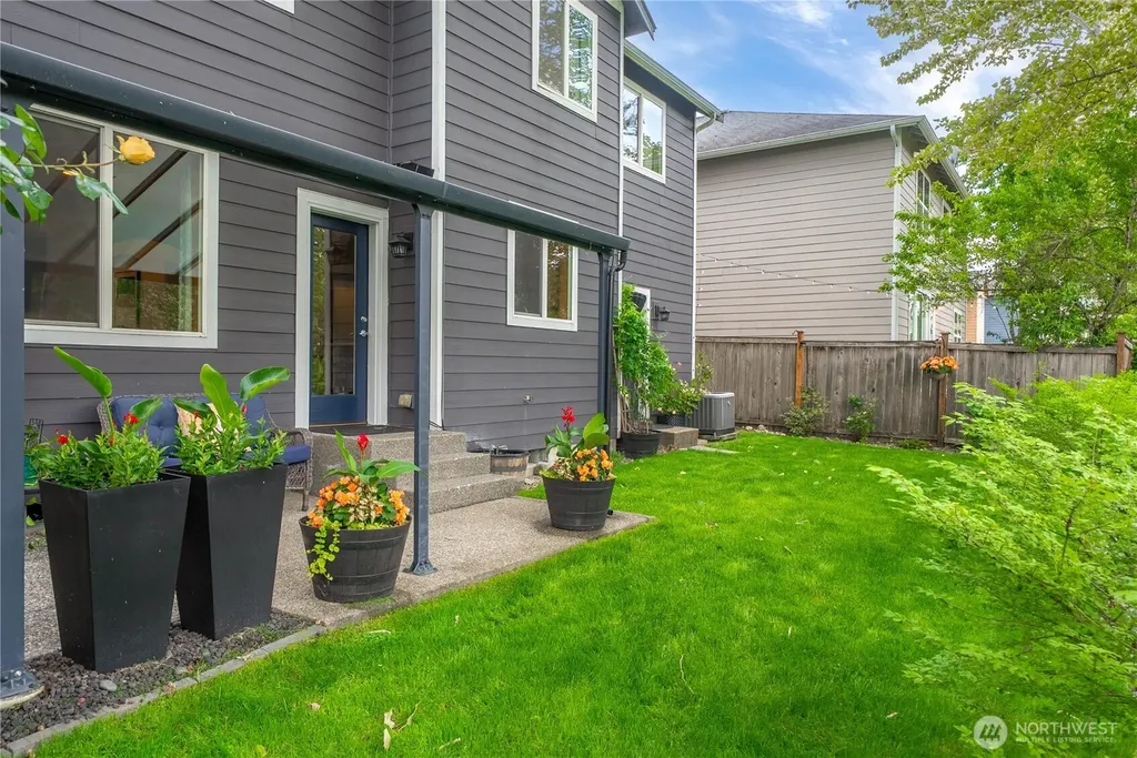 22625 SE 271st Street Maple Valley WA 98038