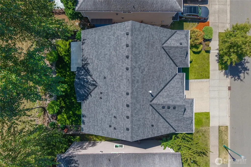 22625 SE 271st Street Maple Valley WA 98038