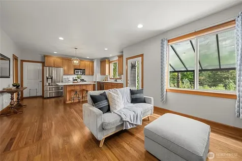 22625 SE 271st Street Maple Valley WA 98038