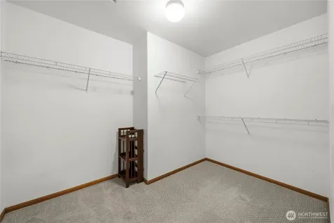 22625 SE 271st Street Maple Valley WA 98038
