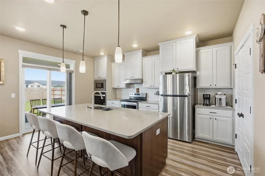 717 L Street NE Quincy WA 98848