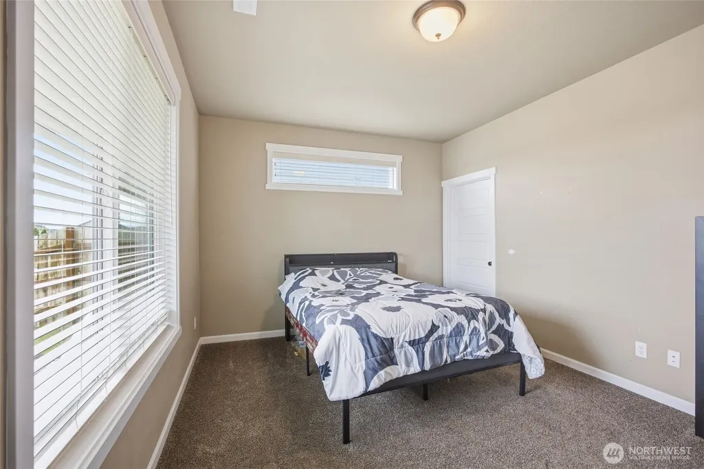 717 L Street NE Quincy WA 98848