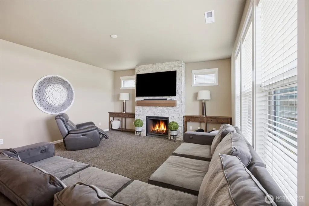 717 L Street NE Quincy WA 98848