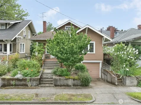 4651 1st Avenue NE Seattle WA 98105