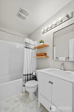 15325 SE 155th Place Renton WA 98058