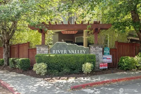 15325 SE 155th Place Renton WA 98058