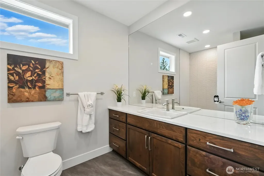 121 Gassman Road Castle Rock WA 98611