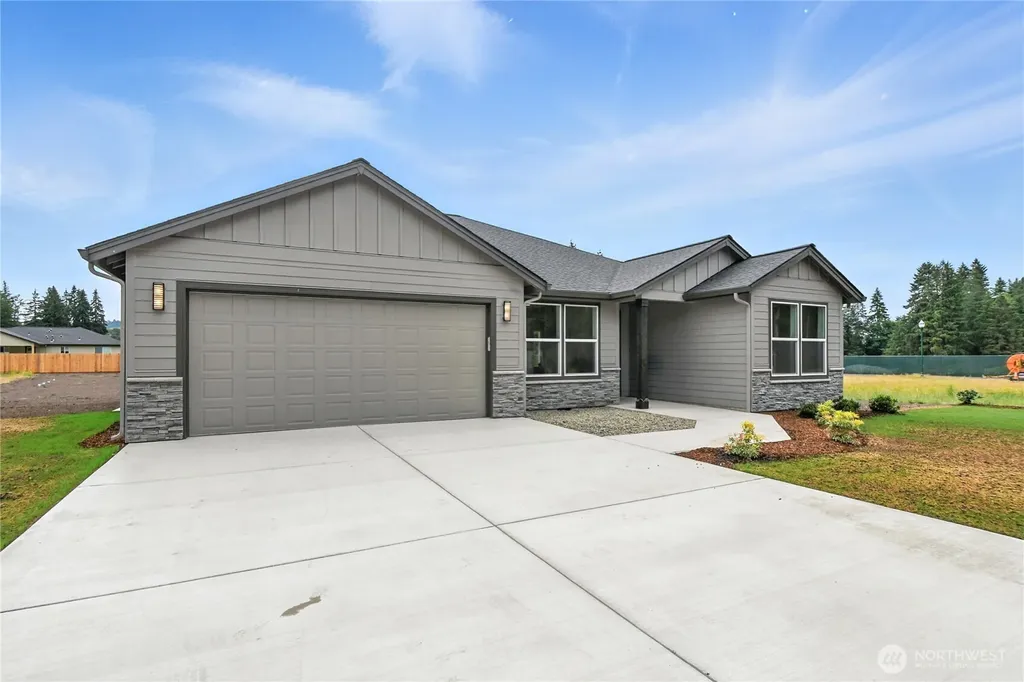 121 Gassman Road Castle Rock WA 98611