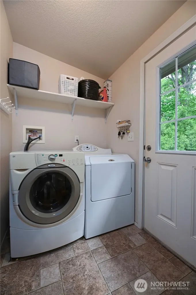 18927 Routon Lane Burlington WA 98223