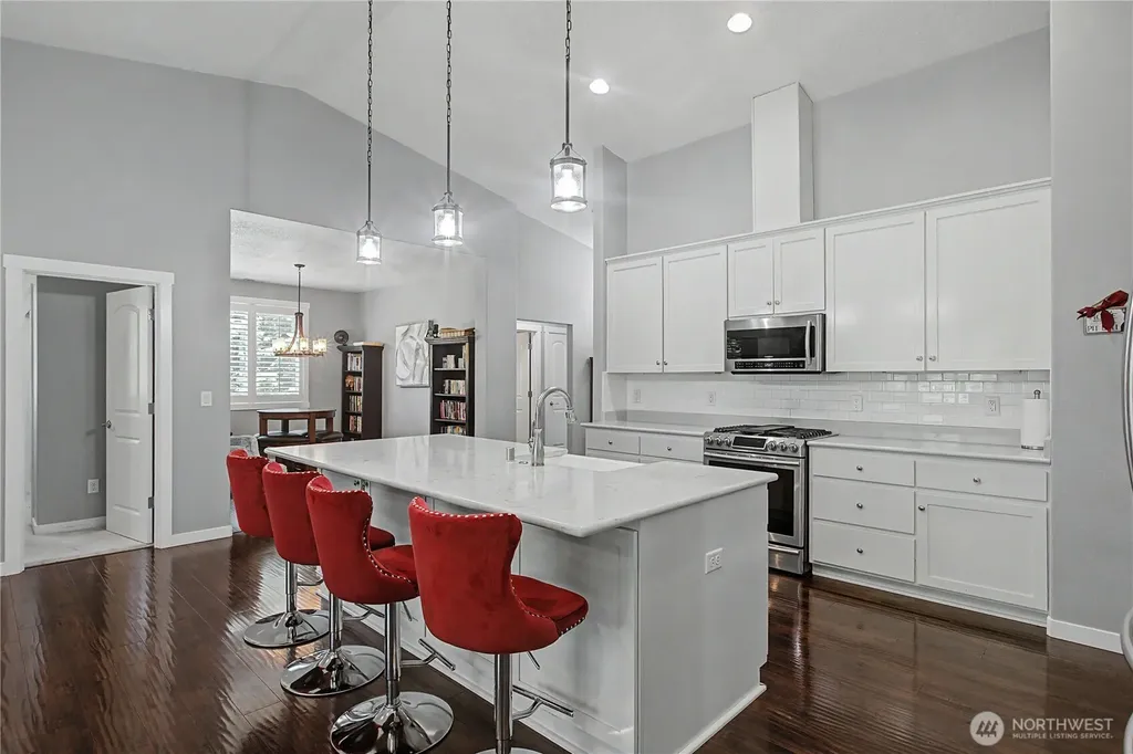 272 Trout Lakes Road Castle Rock WA 98611