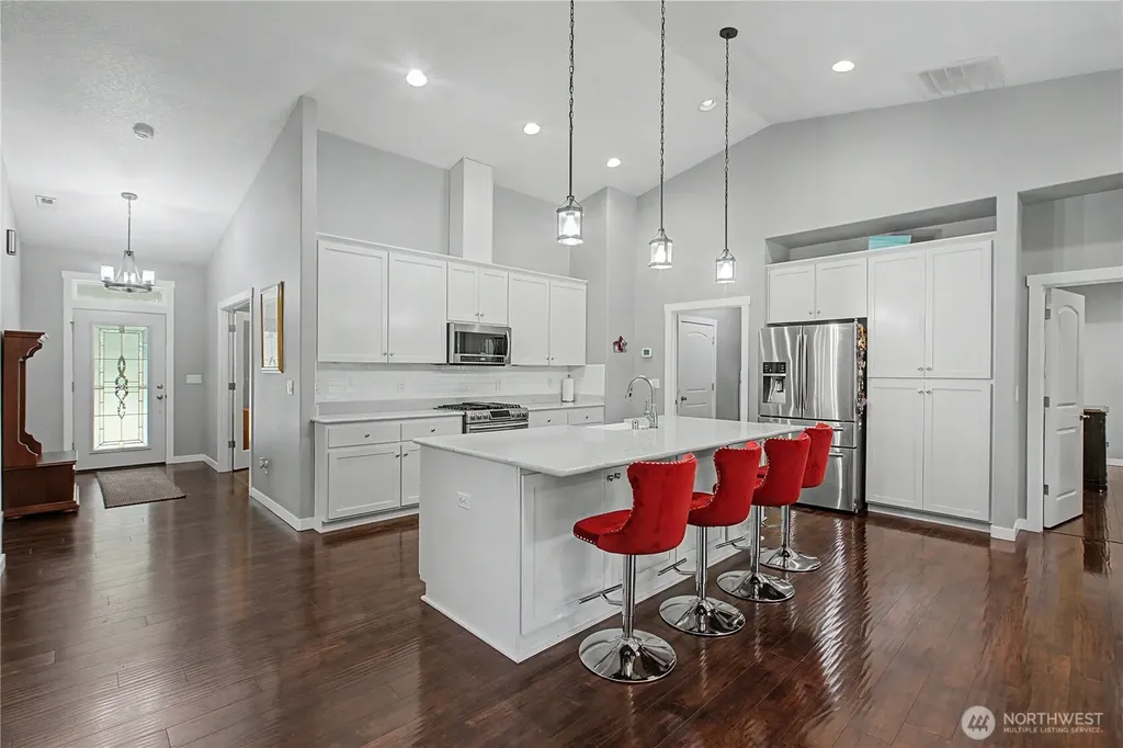 272 Trout Lakes Road Castle Rock WA 98611