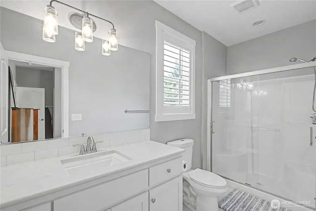 272 Trout Lakes Road Castle Rock WA 98611